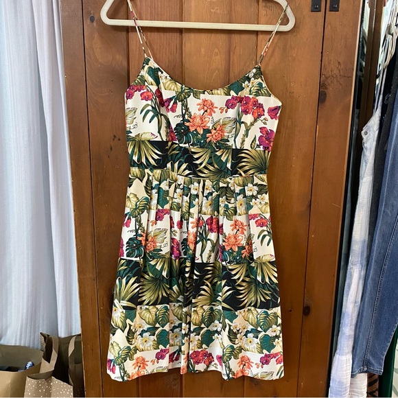NICOLE MILLER Artelier Tropical Floral Silk Dress Spaghetti Straps Sz 6 - Picture 2 of 7